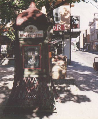 Rikstelefonzelle ime klassischen Stil