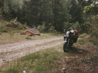 Erster &Uuml;bernachtungsplatz nahe der Stra&szlig;e